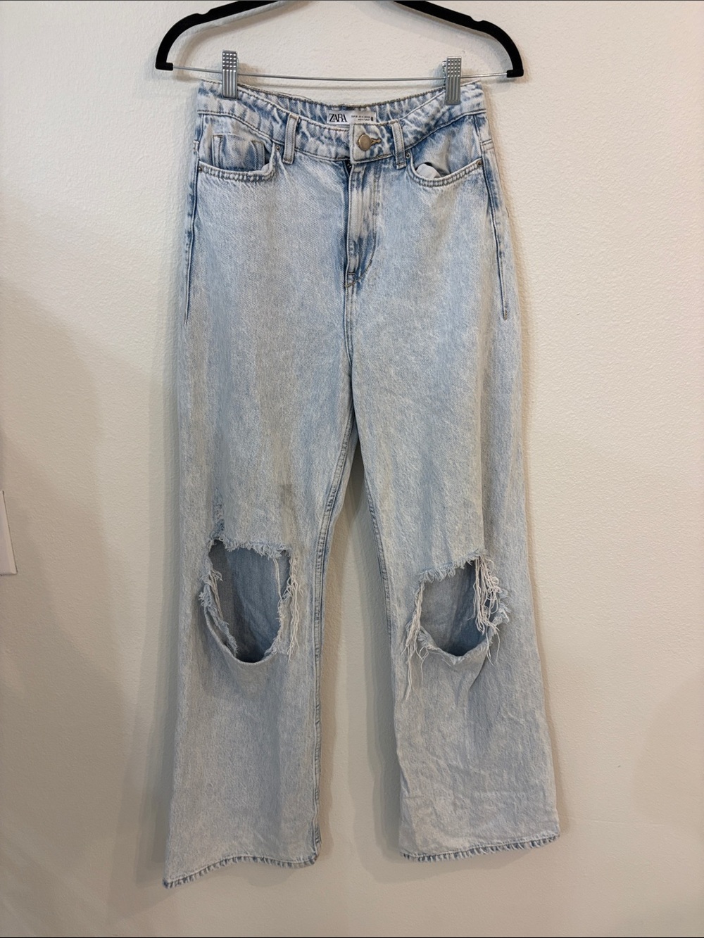 Zara Light Blue Distressed Wide-Leg Jeans